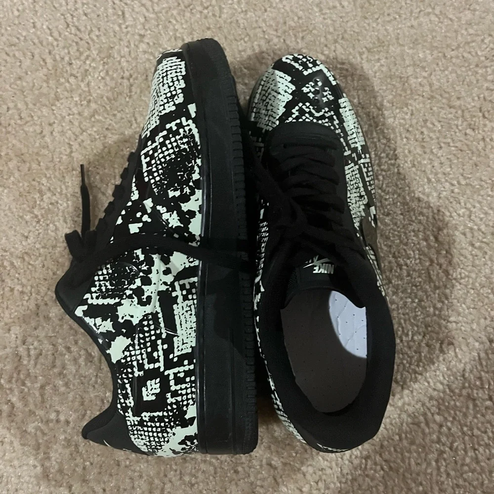 Black Custom Airforces - Picture 1 of 5